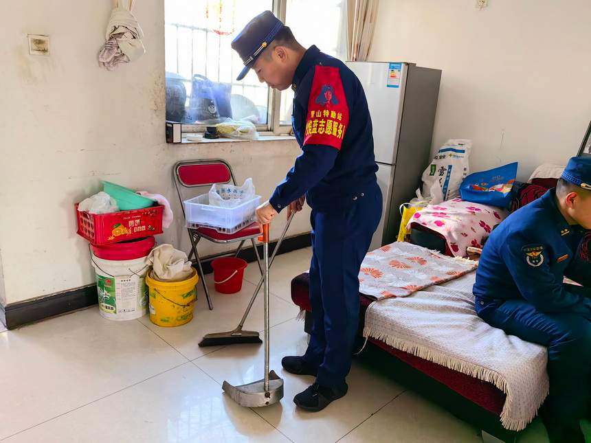 石嘴山消防救援支队学雷锋志愿服务事迹