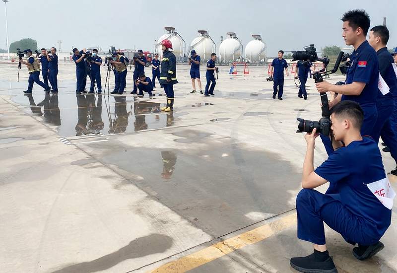 消防应急宣传实战演练提升全媒体传播力