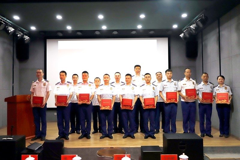 消防救援队伍主题党日活动献礼建党百年