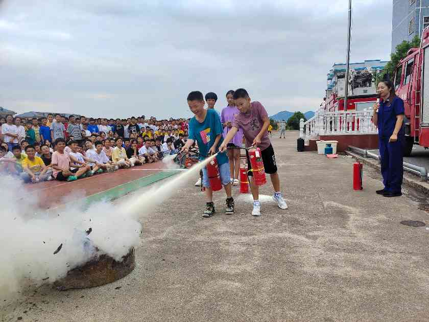 校园消防宣传进课堂 萍乡市消防支队筑起安全防线