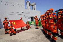 上海消防开展地震灾害救援实战演练 提升应急能力