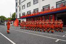 上海消防开展地震灾害救援实战演练 提升应急能力
