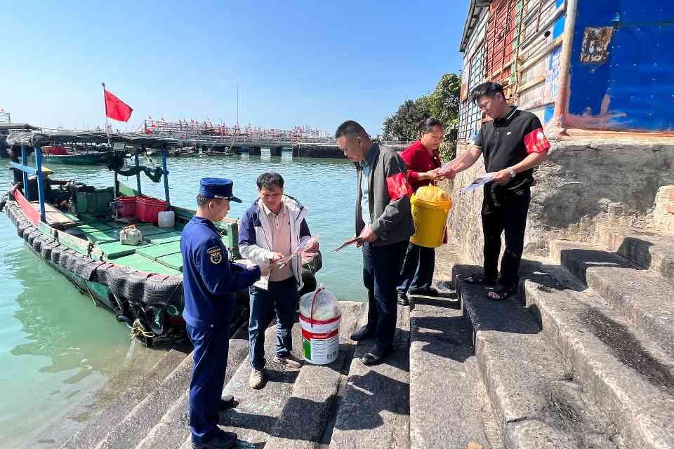 春节期间海南消防全力守护平安,安全形势平稳 春节期间海南消防全力守护平安,安全形势平稳