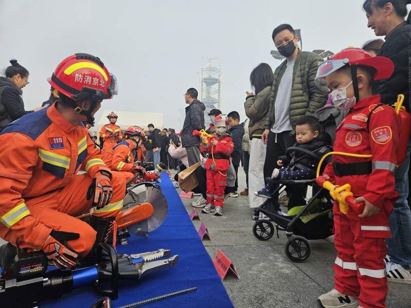 北京市消防宣传月自防自救力量比武活动收官