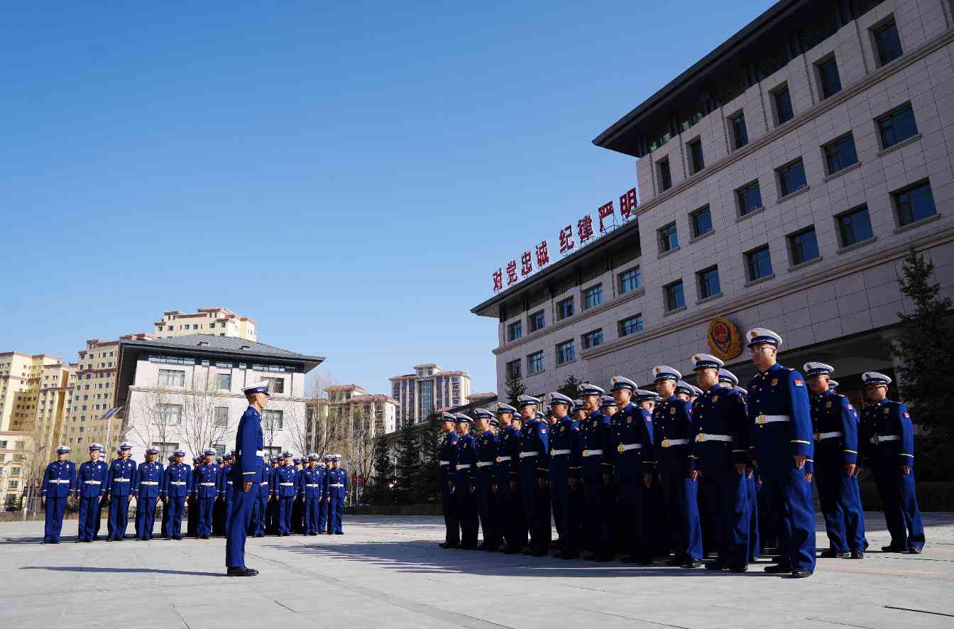 青海消防救援总队完成分队长任前培训考核 260名消防员通过综合能力测评