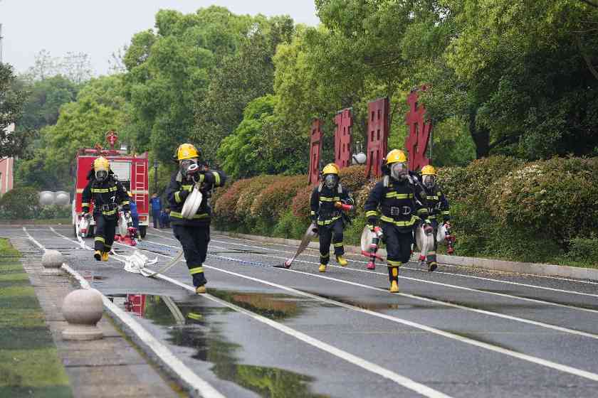 萍乡消防冬春实战练兵竞赛提升城市安全防护水平