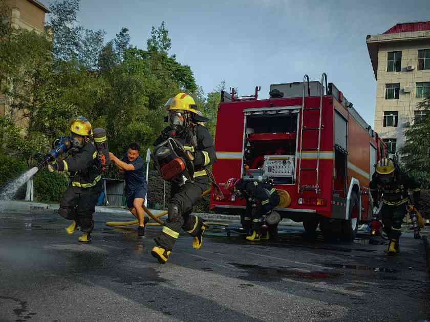 萍乡消防冬春实战练兵竞赛提升城市安全防护水平