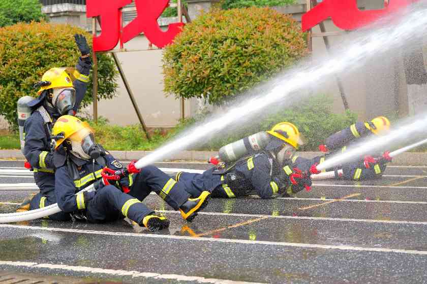 萍乡消防冬春实战练兵竞赛提升城市安全防护水平