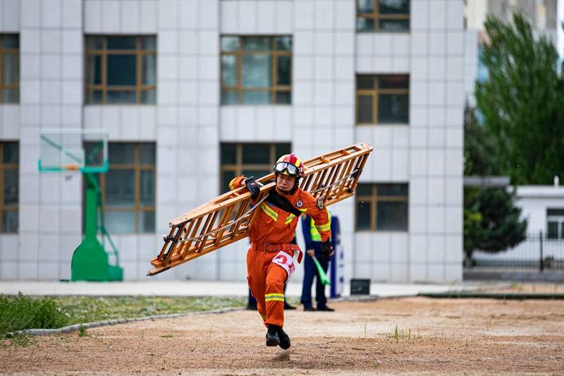 消防行业运动会 检验专业技能 法规装备展示