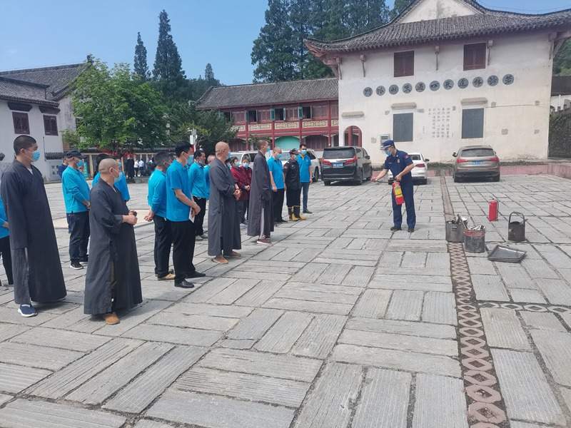 寺庙消防安全培训揭秘：关键防火措施与灭火实战演练