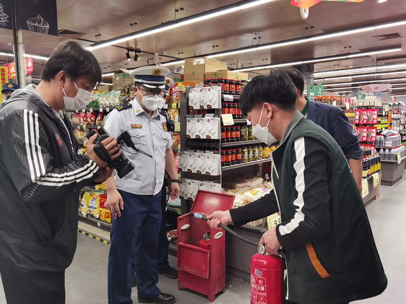疫”路同行！石景山消防严把商超市消防安全关