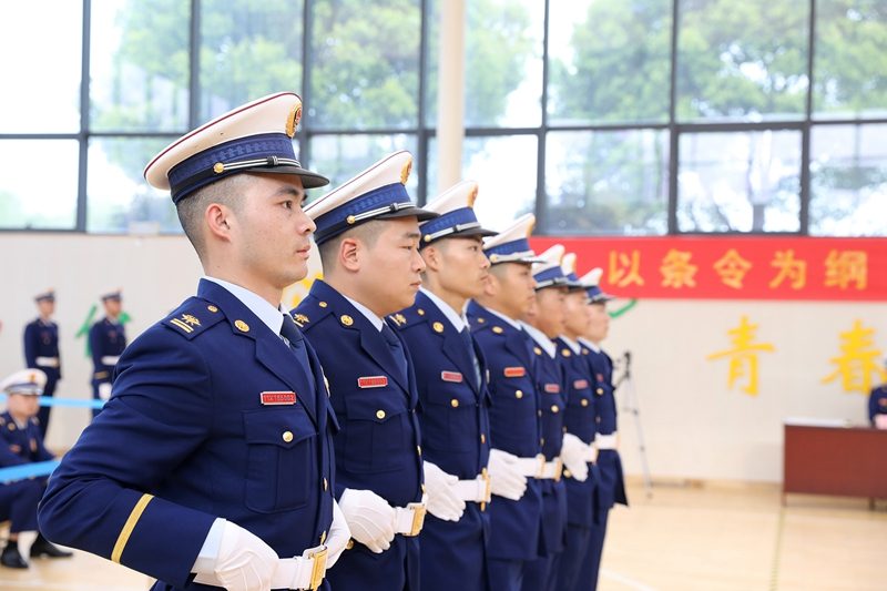 “蓝朋友”的队列会操也可以这样“燃”！